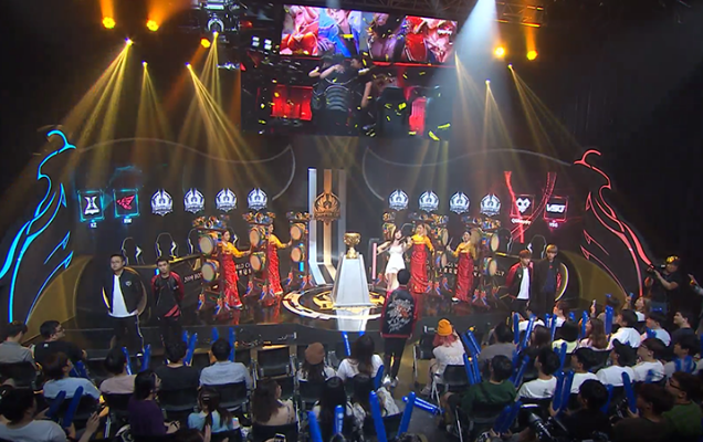 LNG官博分享选手手写高考祝福：愿所有高考学子麒开得胜！