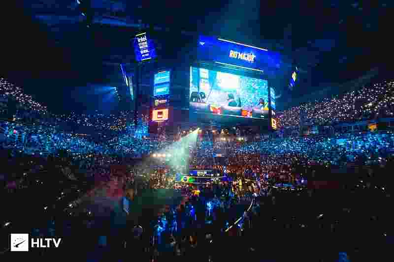 德州扑克什么时候该防守（德州扑克的防守时机）