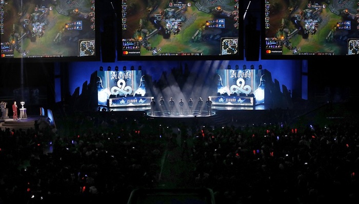 扑克中的情绪管理（牌局中的情绪掌控）